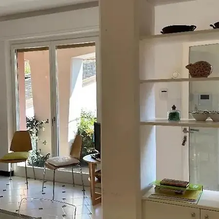 Serenas Beach Side Apt With Parking And Ac Apartment *
