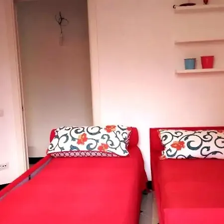 Apartment Serenas Beach Side Apt With Parking And Ac Monterosso al Mare