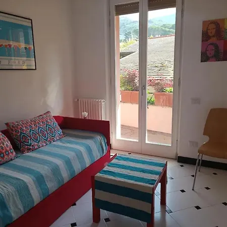 Serenas Beach Side Apt With Parking And Ac Apartment Monterosso al Mare