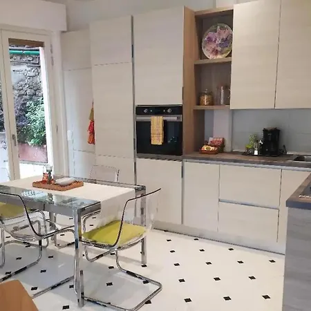 Apartment Serenas Beach Side Apt With Parking And Ac *